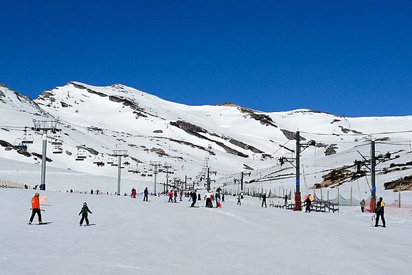 Alto Campoo convoca procesos selectivos para cubrir más de 70 puestos